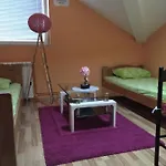 Buric Rooms