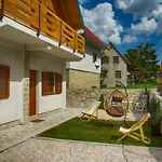 Monte Pino Lux Apartments