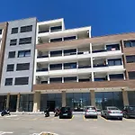 Capitol Apartments