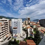 Lux Apartments Huma