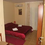 Villa Laguna