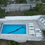 Apartment Bayer
