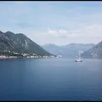 Lovely Apartment On The Sea Shore, With A View And Free Wi-Fi