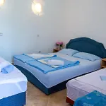 Sandra Apartments