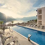 Huma Kotor Bay Hotel And Villas