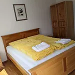 Apartments & Restaurant Abas