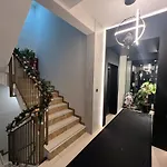 Fanky City Apartments