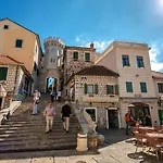Beachside Studio With Sea View - Herceg Novi