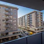 City Compass Apartment With Garage Space