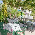 Apartments Kujacic