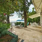 Golden Bay