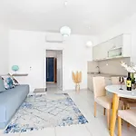 Apartments Stetonn