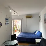 Shoreline Apartments