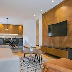 Mm Central Luxury
