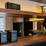 Enyana Luxury Suites