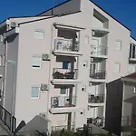 Amethyst Apartment