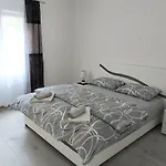 Apartment Marina 2
