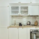 Miracle Apartment