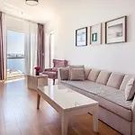 Sea View Royal Apartments Tre Canne