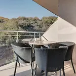 Luxury Pool Apartments Near The Sea