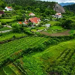 Domacinstvo Tea I Marko - Rakus
