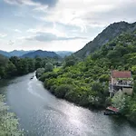 Wild Beauty House Skadar Lake