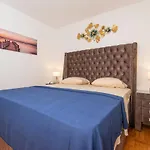 Sea Star Apartment