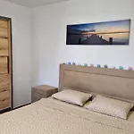 Happy Star Apartments