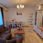 Happy Star Apartments