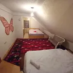 Apartment Little Village