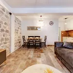 Happy Home Apartments