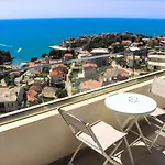 Eagles Apartments & Suites