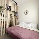 Studio Apartment, 5 Minutes To The Beach