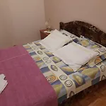 Topla