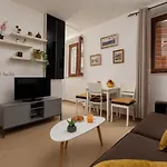 Apartment Amigo 2 Old Town Kotor