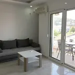 Alba Apartments