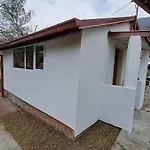 Olive Cabin - Kuca Maslina I Mira U Denovicima!