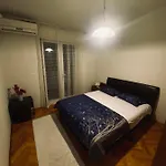 Bu2 Apartment