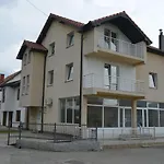 Apartmani Previja