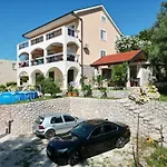 Apartmani Andrea