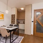 Hill Homes Compass With A Garage