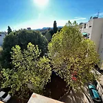 City Center Square Deluxe Nest