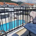 Portonovi-Norwegian-Village Duplex