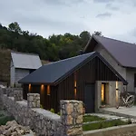 Wood Cabin Kolasin