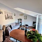 Rose Apartment