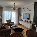 Center Lux Apartment 5