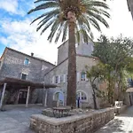 Old Town Budva Apart 3 With Balcony