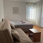 Cozy Apartment With The View