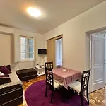 Apartment Old Town Milica