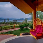 Residency Lake Resort & Spa